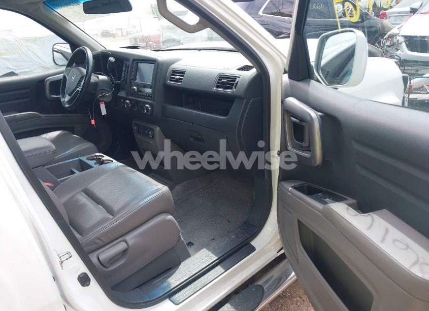 Photo 5 of 2012 Honda Ridgeline RTL (VIN 5FPYK1F57CB453096)