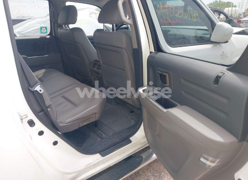 Photo 8 of 2012 Honda Ridgeline RTL (VIN 5FPYK1F57CB453096)