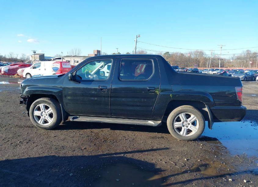 Photo 14 of 2014 Honda Ridgeline RTL (VIN 5FPYK1F57EB002205)