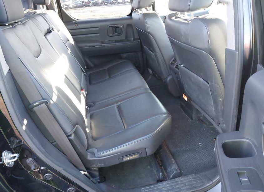 Photo 8 of 2014 Honda Ridgeline RTL (VIN 5FPYK1F57EB002205)