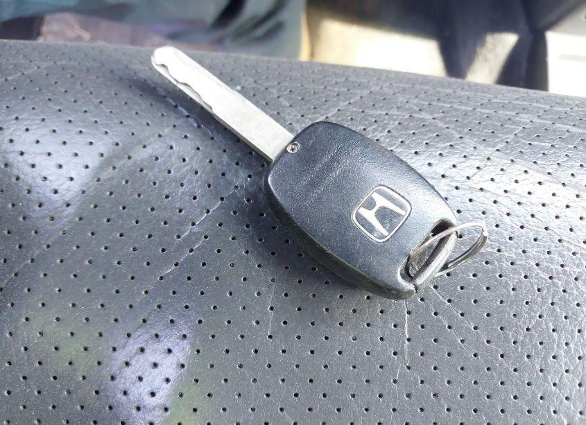 Photo 11 of 2010 Honda Ridgeline RTL (VIN 5FPYK1F59AB503879)