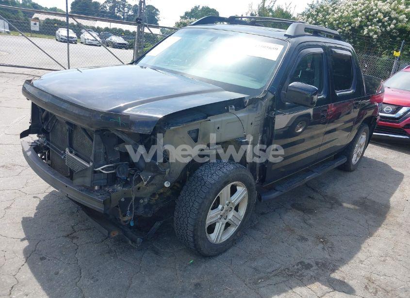 Photo 2 of 2012 Honda Ridgeline RTL (VIN 5FPYK1F59CB455481)