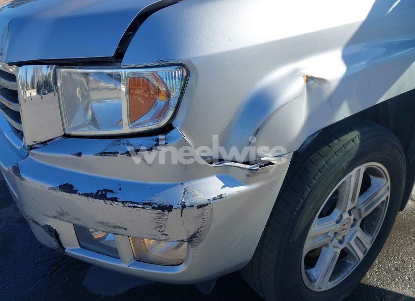 Photo 6 of 2013 Honda Ridgeline RTL (VIN 5FPYK1F59DB005072)