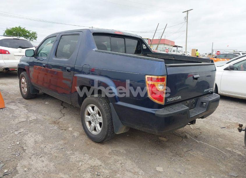 Photo 3 of 2013 Honda Ridgeline RTL (VIN 5FPYK1F59DB007369)