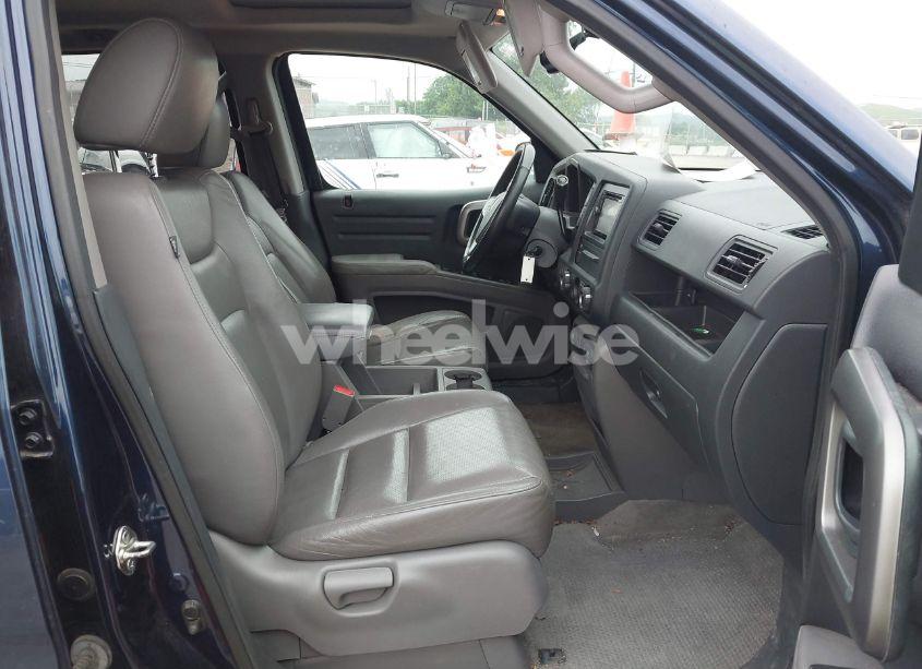 Photo 5 of 2013 Honda Ridgeline RTL (VIN 5FPYK1F59DB007369)