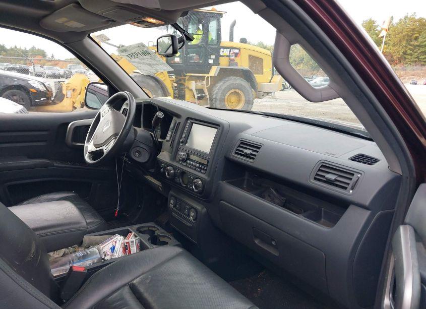 Photo 5 of 2013 Honda Ridgeline RTL (VIN 5FPYK1F5XDB017943)