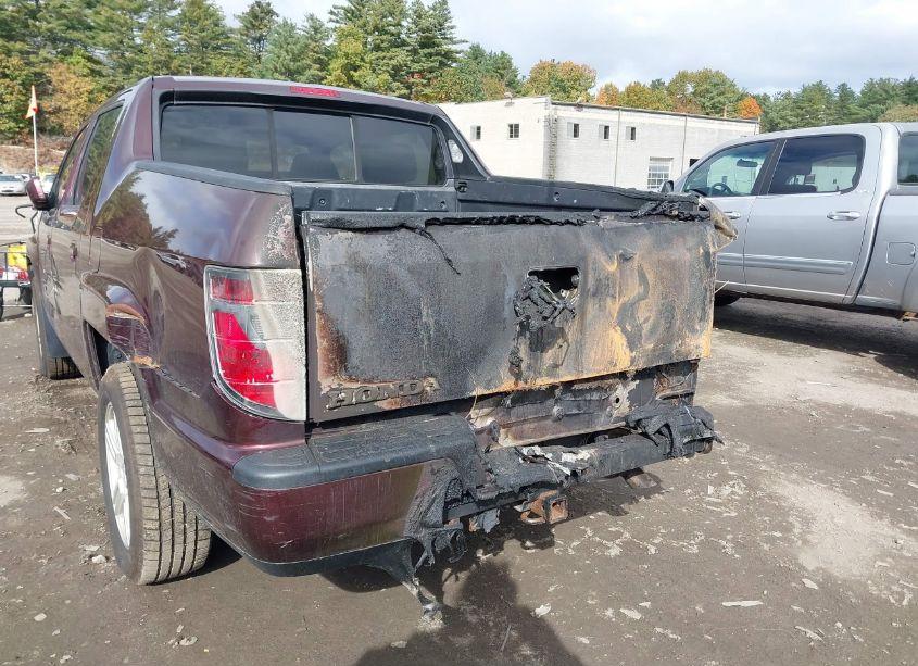 Photo 6 of 2013 Honda Ridgeline RTL (VIN 5FPYK1F5XDB017943)