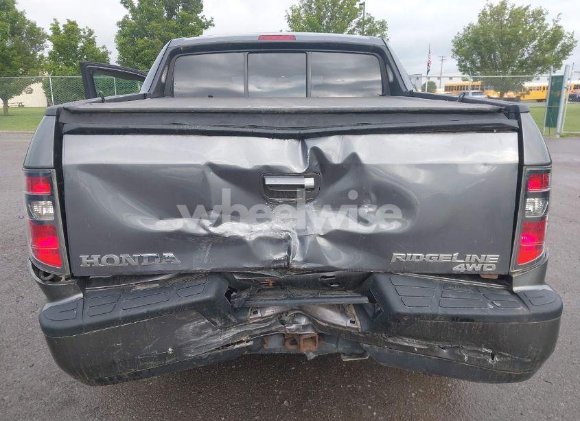 Photo 6 of 2014 Honda Ridgeline RTL (VIN 5FPYK1F5XEB011772)