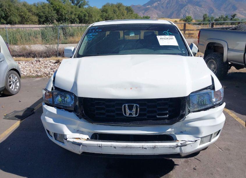 Photo 12 of 2014 Honda Ridgeline SE (VIN 5FPYK1F67EB008269)