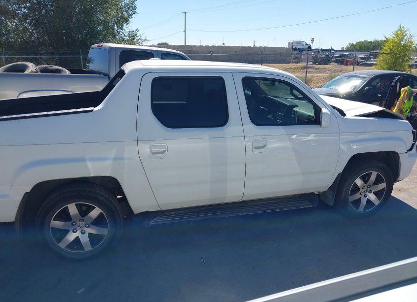 Photo 13 of 2014 Honda Ridgeline SE (VIN 5FPYK1F67EB008269)