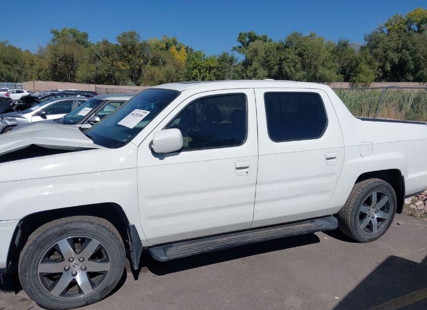 Photo 14 of 2014 Honda Ridgeline SE (VIN 5FPYK1F67EB008269)