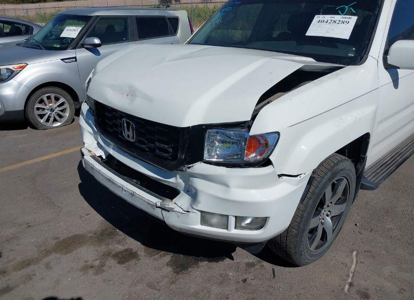 Photo 6 of 2014 Honda Ridgeline SE (VIN 5FPYK1F67EB008269)