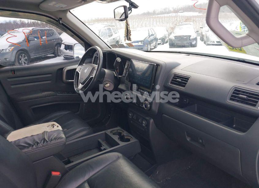 Photo 5 of 2014 Honda Ridgeline SE (VIN 5FPYK1F6XEB007553)