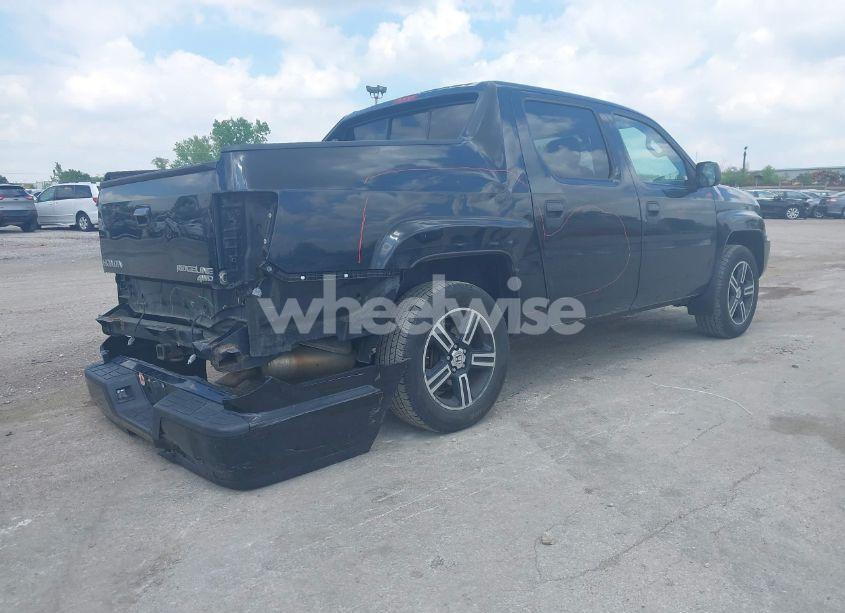 Photo 4 of 2013 Honda Ridgeline SPORT (VIN 5FPYK1F70DB016382)