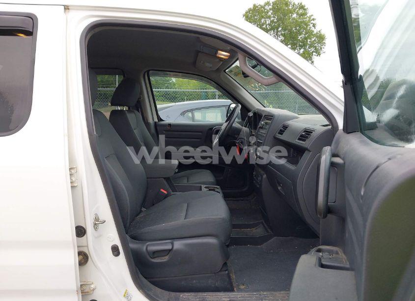 Photo 5 of 2014 Honda Ridgeline SPORT (VIN 5FPYK1F70EB009711)