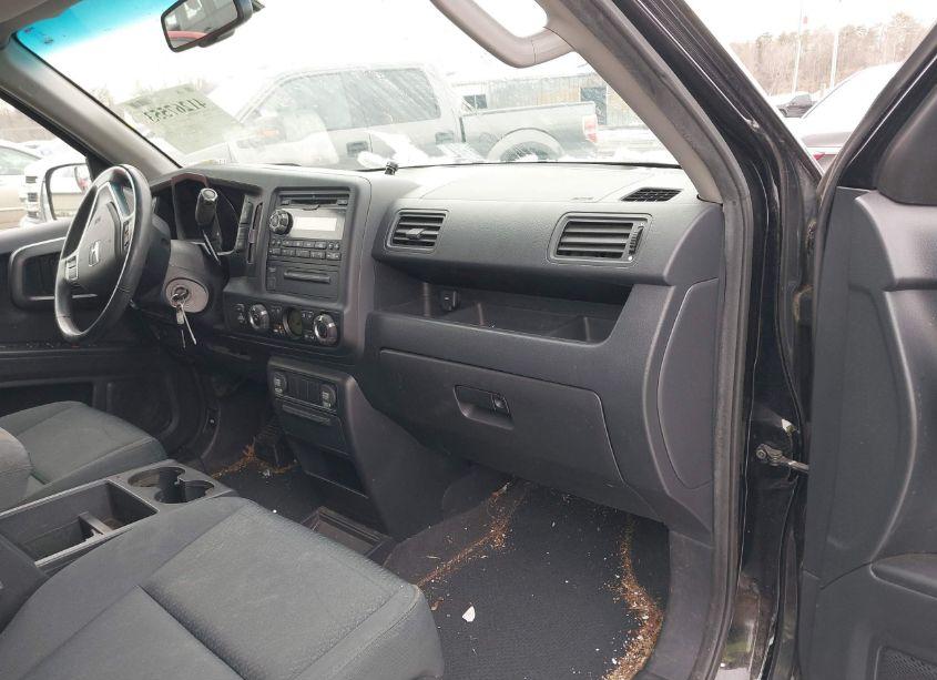 Photo 5 of 2013 Honda Ridgeline SPORT (VIN 5FPYK1F71DB001857)