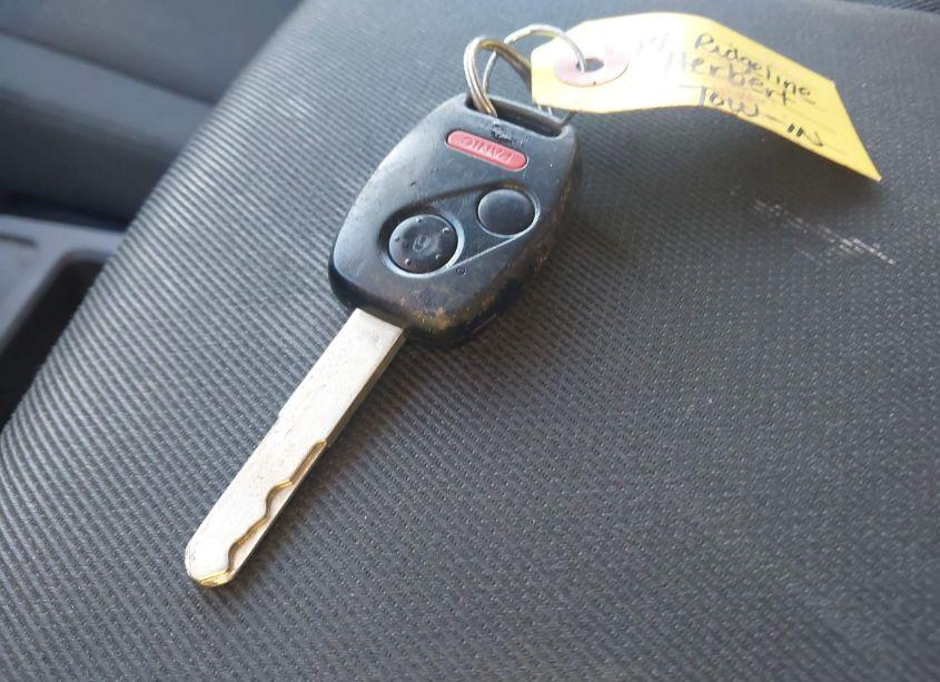 Photo 11 of 2014 Honda Ridgeline SPORT (VIN 5FPYK1F71EB005635)