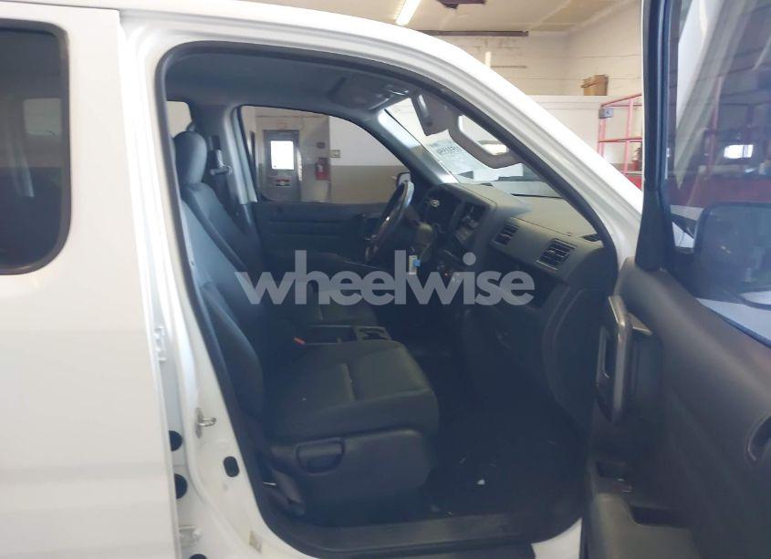 Photo 5 of 2014 Honda Ridgeline SPORT (VIN 5FPYK1F73EB002137)