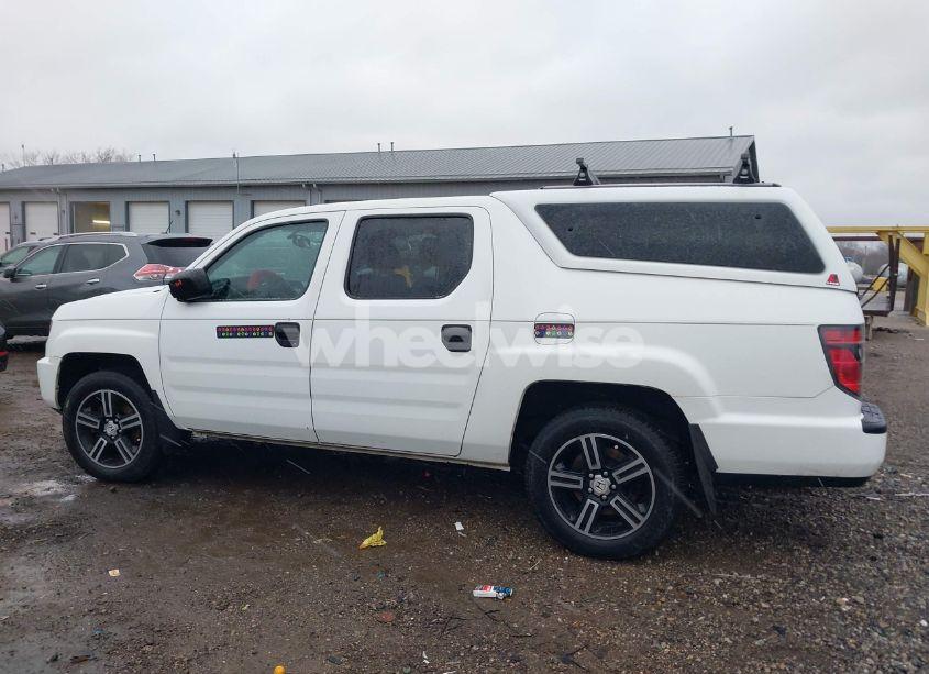 Photo 14 of 2013 Honda Ridgeline SPORT (VIN 5FPYK1F75DB016989)
