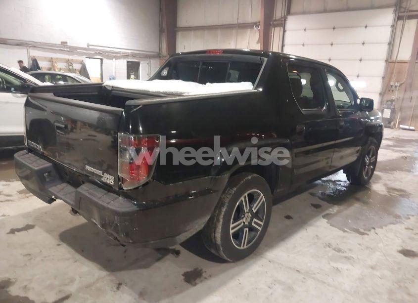 Photo 4 of 2014 Honda Ridgeline SPORT (VIN 5FPYK1F75EB013172)