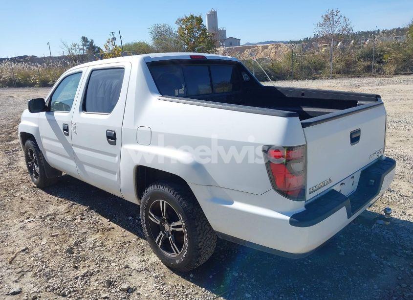 Photo 3 of 2012 Honda Ridgeline SPORT (VIN 5FPYK1F77CB454024)