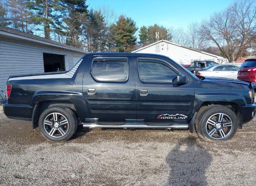 Photo 13 of 2012 Honda Ridgeline SPORT (VIN 5FPYK1F77CB456985)