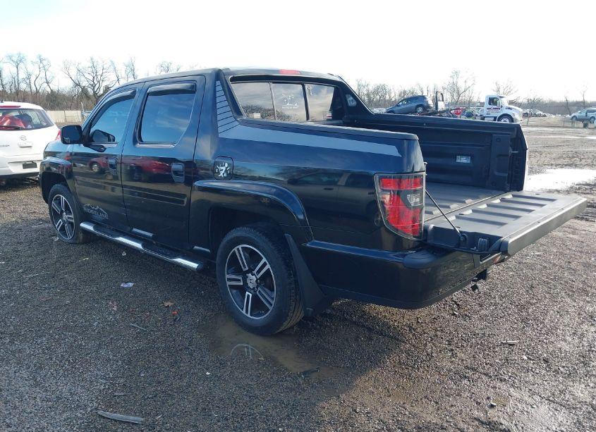 Photo 3 of 2012 Honda Ridgeline SPORT (VIN 5FPYK1F77CB456985)