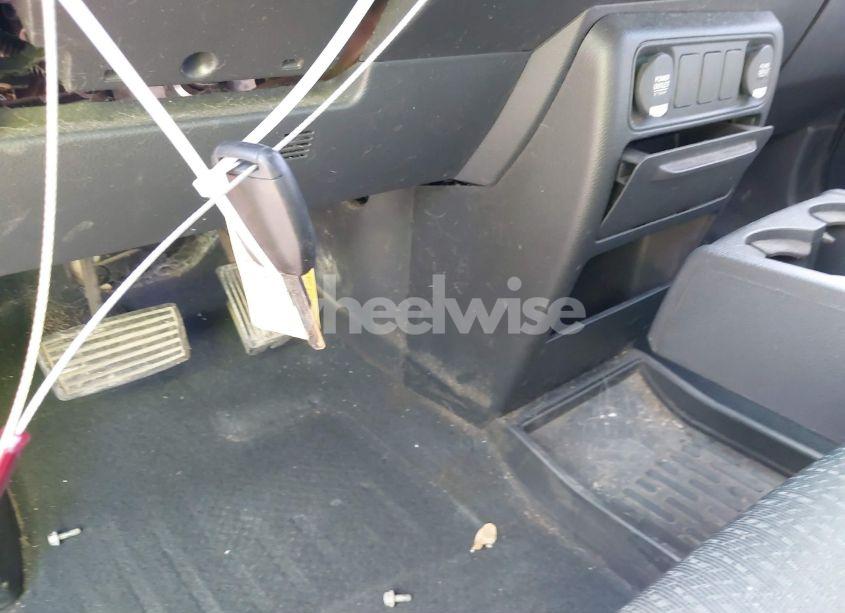 Photo 11 of 2014 Honda Ridgeline SPORT (VIN 5FPYK1F78EB011254)