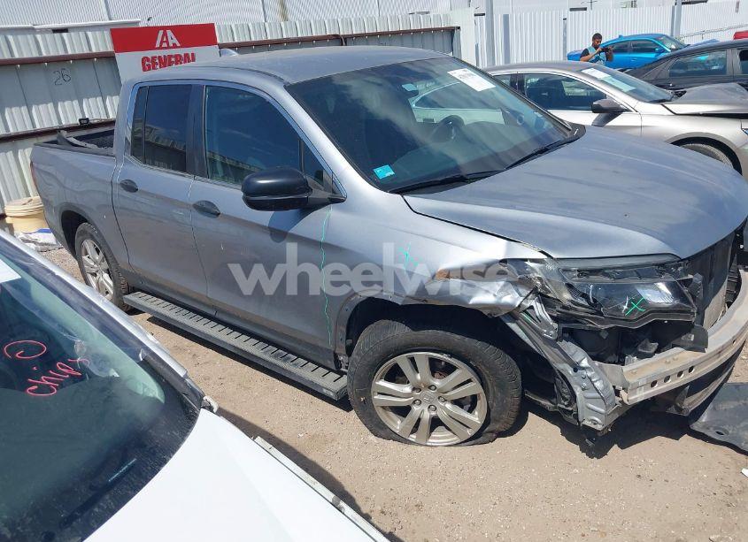 2019 Honda Ridgeline RT (VIN 5FPYK2F22KB006427) main photo