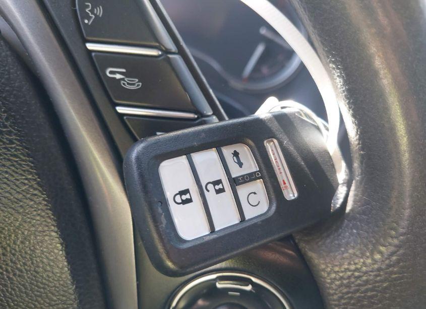 Photo 11 of 2017 Honda Ridgeline RT (VIN 5FPYK2F23HB010124)