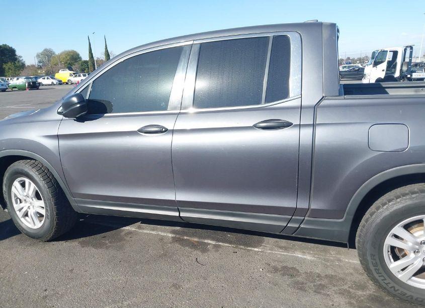 Photo 14 of 2017 Honda Ridgeline RT (VIN 5FPYK2F23HB010124)