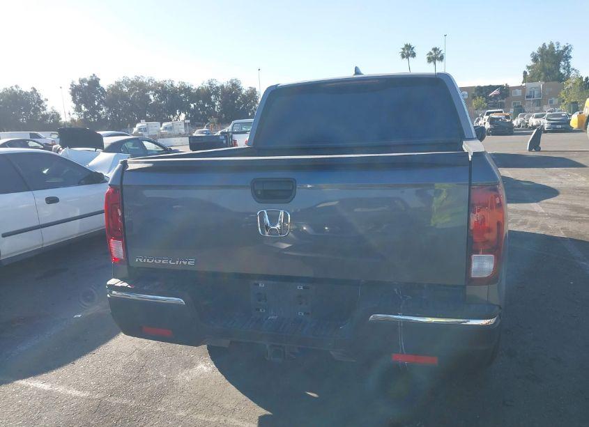 Photo 16 of 2017 Honda Ridgeline RT (VIN 5FPYK2F23HB010124)