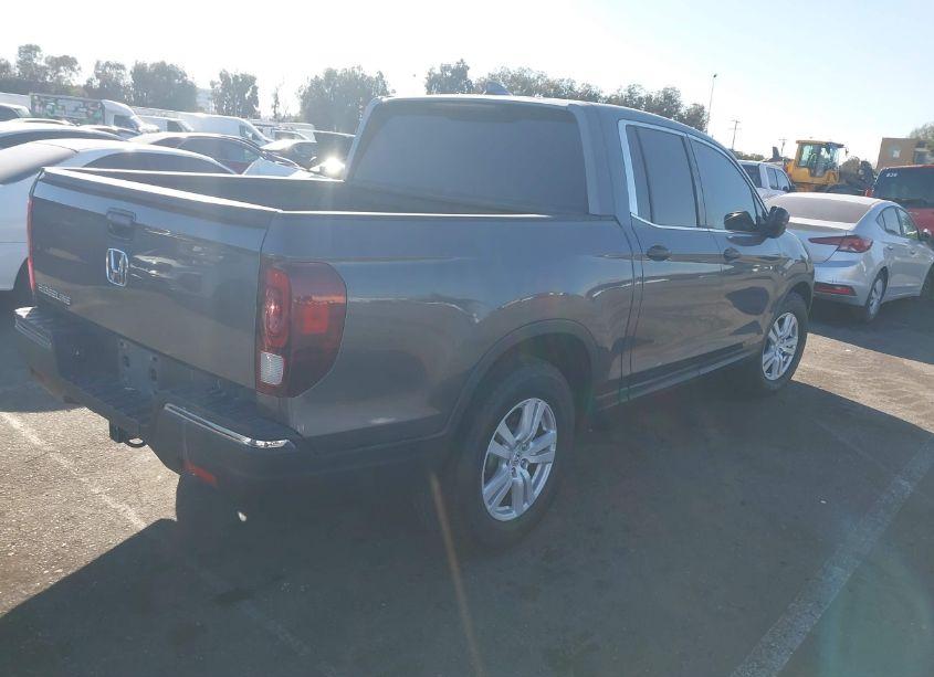 Photo 4 of 2017 Honda Ridgeline RT (VIN 5FPYK2F23HB010124)