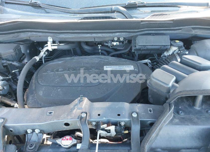 Photo 10 of 2017 Honda Ridgeline RTL-T (VIN 5FPYK2F64HB001113)