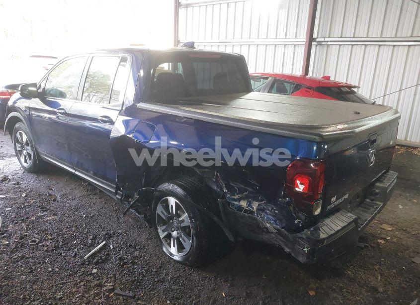 Photo 6 of 2017 Honda Ridgeline RTL-T (VIN 5FPYK2F64HB003234)