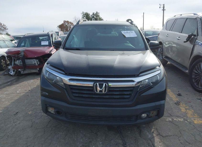 Photo 12 of 2017 Honda Ridgeline RTL-T (VIN 5FPYK2F65HB003694)