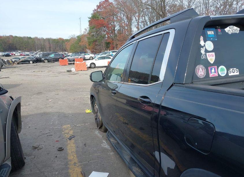 Photo 14 of 2017 Honda Ridgeline RTL-T (VIN 5FPYK2F65HB003694)