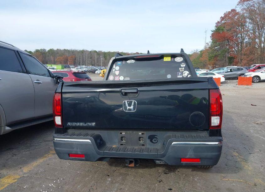 Photo 16 of 2017 Honda Ridgeline RTL-T (VIN 5FPYK2F65HB003694)