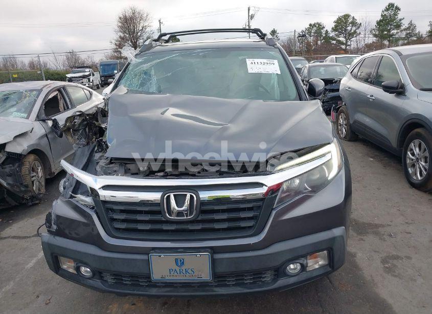 Photo 12 of 2017 Honda Ridgeline RTL-T (VIN 5FPYK2F65HB004473)