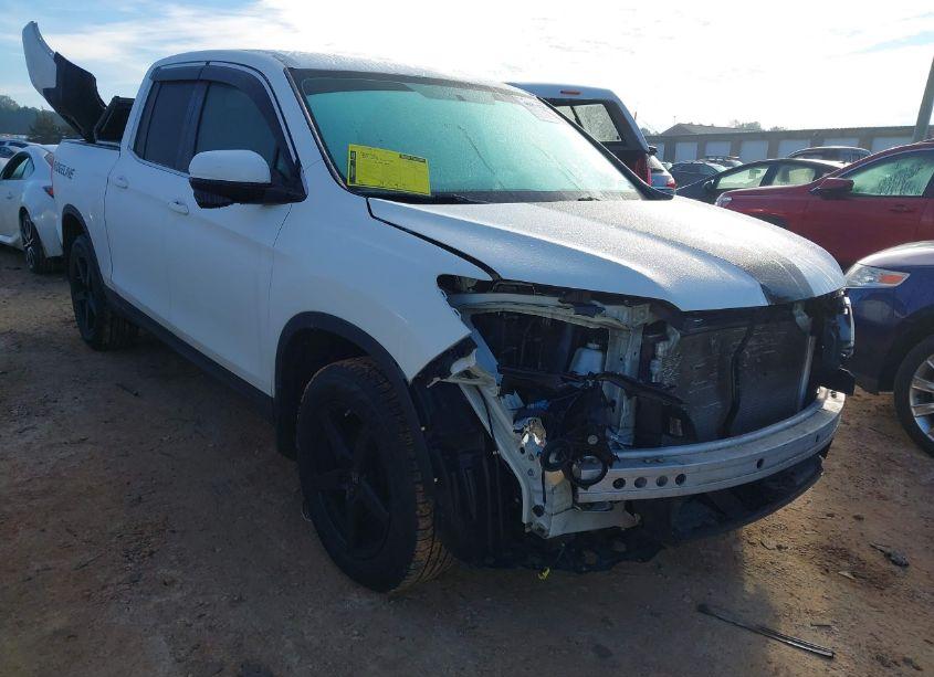 2017 Honda Ridgeline RTL-T (VIN 5FPYK2F65HB008765) main photo