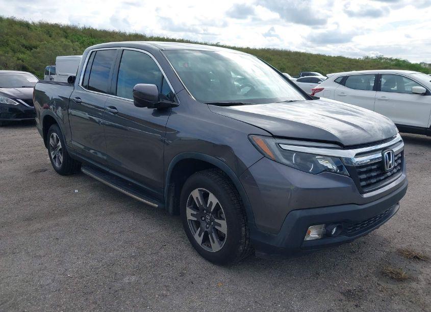 2018 Honda Ridgeline RTL-T (VIN 5FPYK2F68JB001444) main photo
