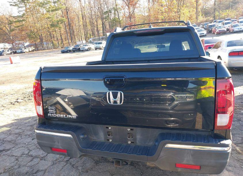Photo 16 of 2017 Honda Ridgeline RTL-T (VIN 5FPYK2F69HB007537)