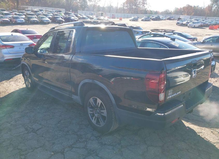Photo 3 of 2017 Honda Ridgeline RTL-T (VIN 5FPYK2F69HB007537)