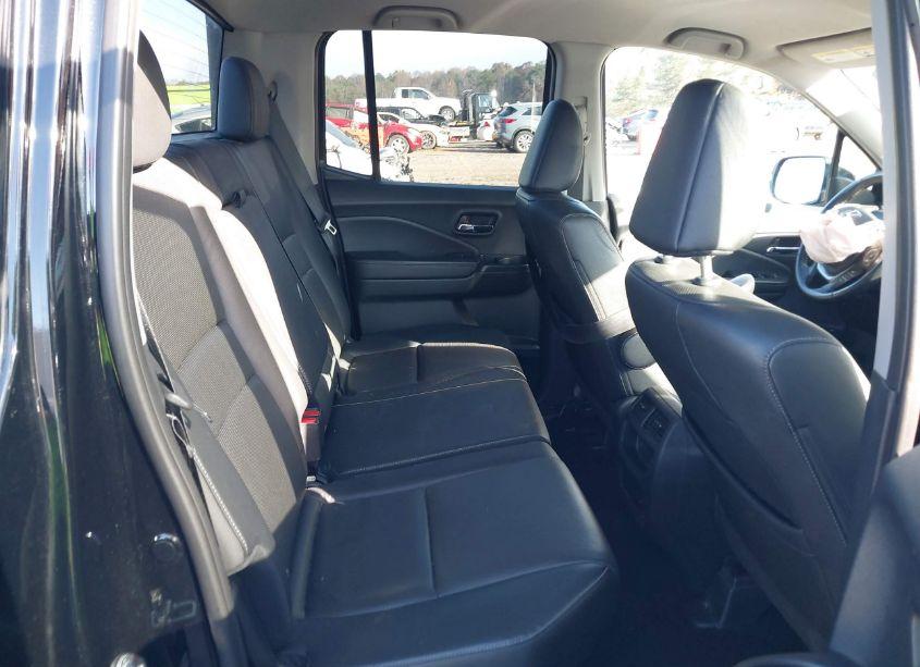 Photo 8 of 2017 Honda Ridgeline RTL-T (VIN 5FPYK2F69HB007537)