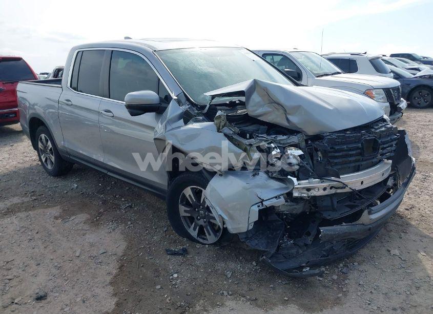 2019 Honda Ridgeline RTL-T (VIN 5FPYK2F69KB004533) main photo