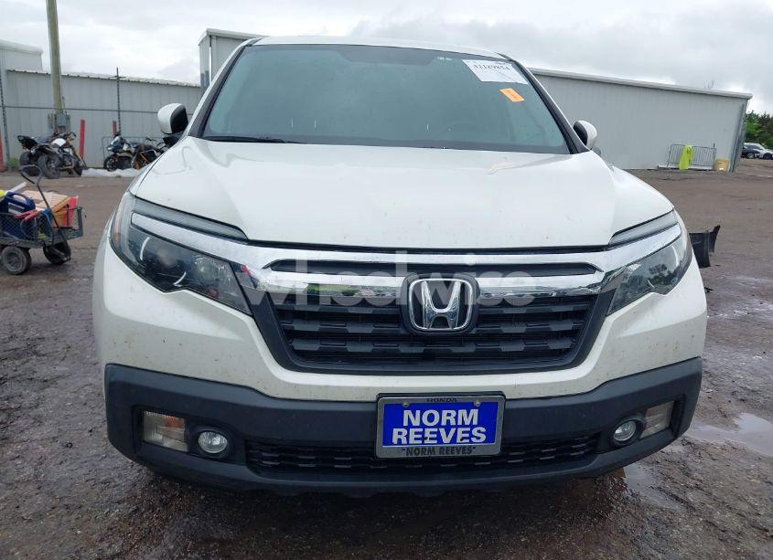 Photo 13 of 2019 Honda Ridgeline RTL-T (VIN 5FPYK2F69KB004726)