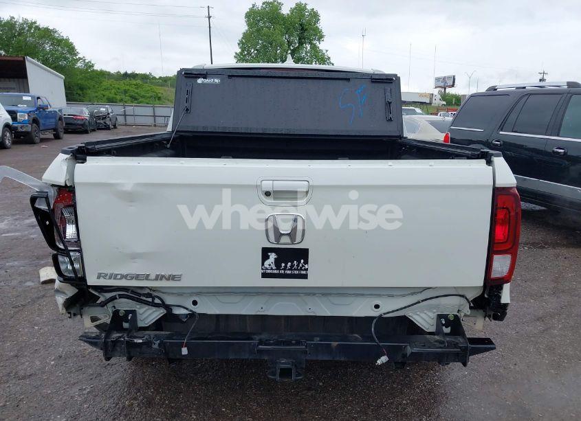 Photo 17 of 2019 Honda Ridgeline RTL-T (VIN 5FPYK2F69KB004726)