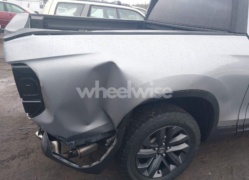 Photo 18 of 2021 Honda Ridgeline AWD SPORT (VIN 5FPYK3F10MB002683)