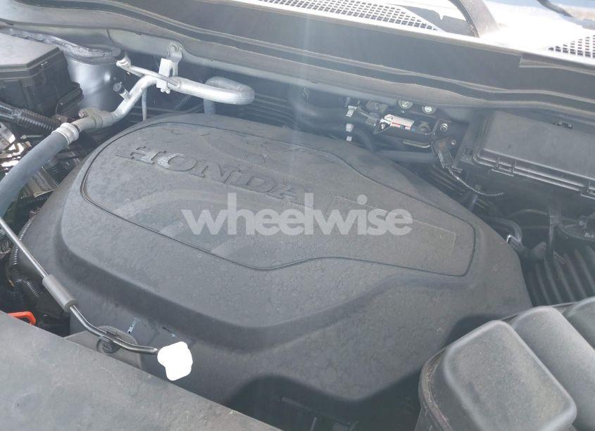 Photo 10 of 2021 Honda Ridgeline AWD SPORT (VIN 5FPYK3F10MB021413)