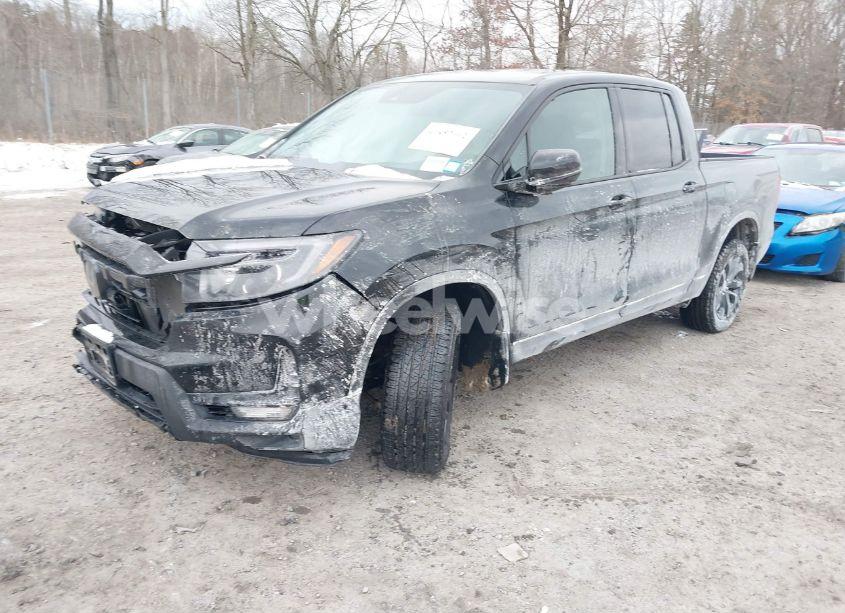 Photo 2 of 2025 Honda Ridgeline SPORT (VIN 5FPYK3F10SB004480)